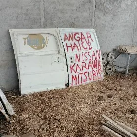 Angar Nissan mitsubissi haic