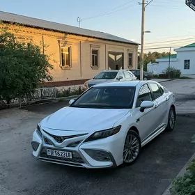 Toyota Camry 2022