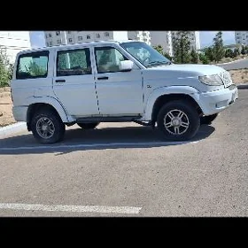 UAZ 469 2014