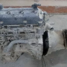 NISSAN mator-karobka