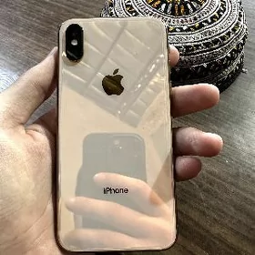 iPhone XS