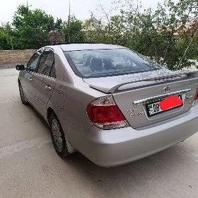 Toyota Camry 2004