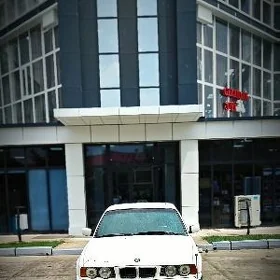 BMW 525 1989