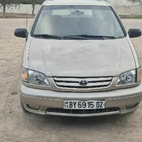 Toyota Sienna 2002