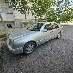 Mercedes-Benz E-Class 1996