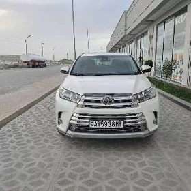 Toyota Highlander 2018