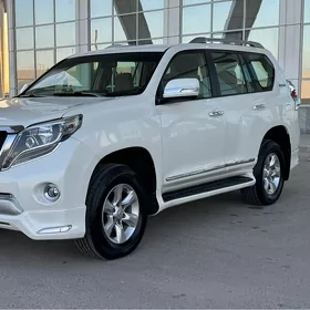 Toyota Land Cruiser Prado 2011