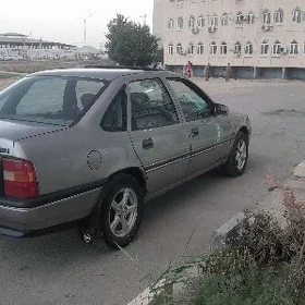 Opel Vectra 1990