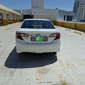 Toyota Camry 2013