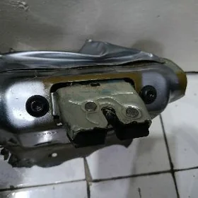 Ford explover 2022 bagaj zamok