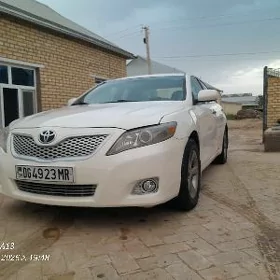 Toyota Camry 2010
