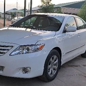 Toyota Camry 2010