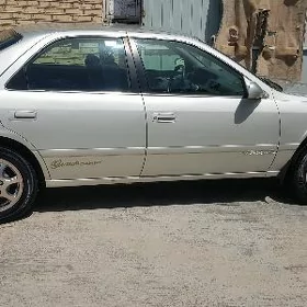 Toyota Camry 2000