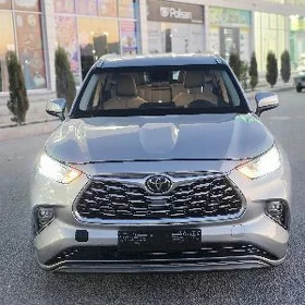 Toyota Highlander 2023