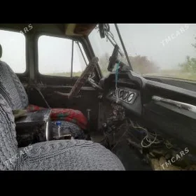 UAZ 469 1997