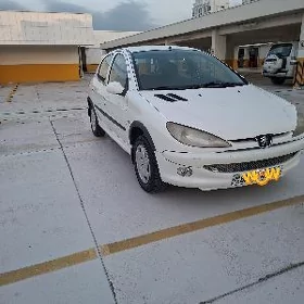 Peugeot 206 2008