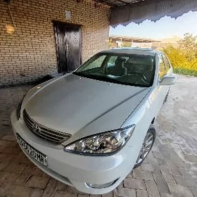 Toyota Camry 2005