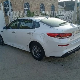 Kia Optima 2020