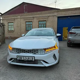 Kia K5 2022