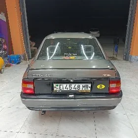 Opel Vectra 1990