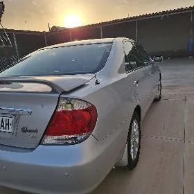 Toyota Camry 2004