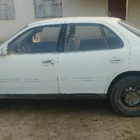 Toyota Camry 1991