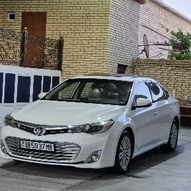 Toyota Avalon 2013