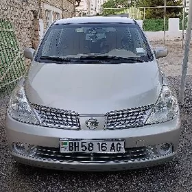 Nissan Tiida 2008