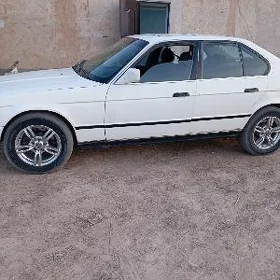BMW 520 1990