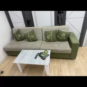 диван со столиком