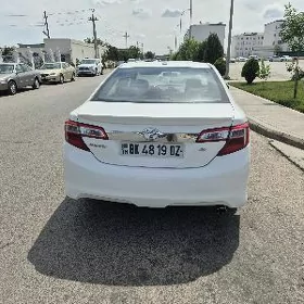 Toyota Camry 2012