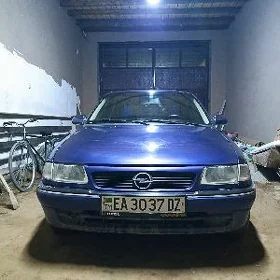 Opel Astra 1995