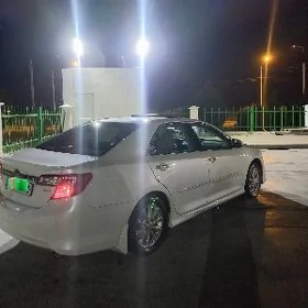 Toyota Camry 2013