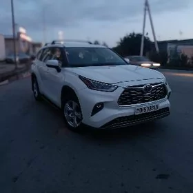 Toyota Highlander 2020