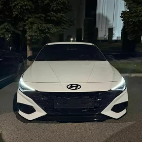 Hyundai Elantra 2021