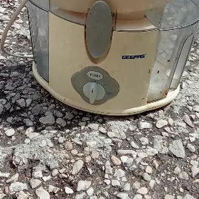 şol etýän aprat