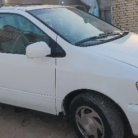 Toyota Sienna 2000