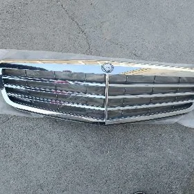 MERSEDES OBILSOWKA EMBLEMA 350