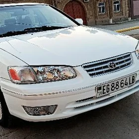 Toyota Camry 2000