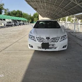 Toyota Camry 2011