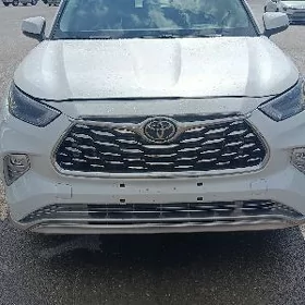 Toyota Highlander 2023