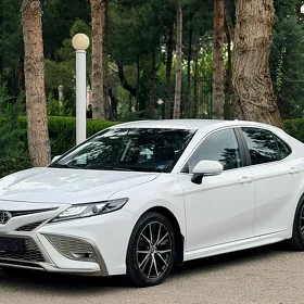 Toyota Camry 2023