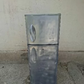 holadilnik LG