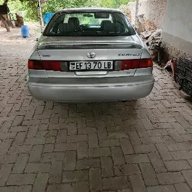 Toyota Camry 2001
