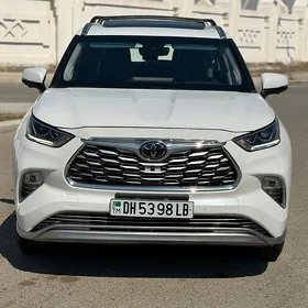 Toyota Highlander 2023