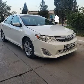 Toyota Camry 2012