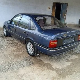 Opel Vectra 1990