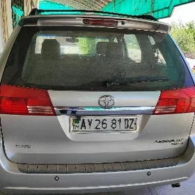 Toyota Sienna 2004