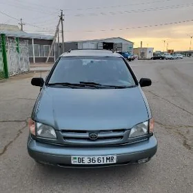 Toyota Sienna 2000