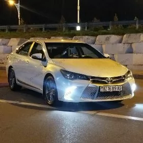 Toyota Camry 2017